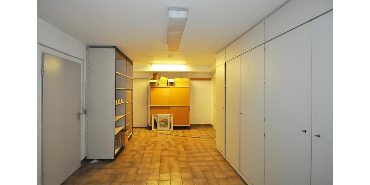 Etagenwohnung Gießen Allendorf - 3 Zimmer, 108 m&sup2;, 990&euro; | Angebot:25807433