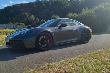 Porsche 992 1.400 km 171.489 &euro; Marburg 35043