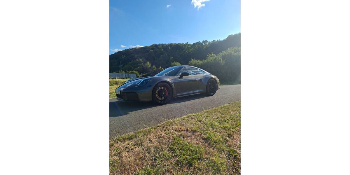 Porsche 992 1.400 km 171.489 &euro; Marburg 35043