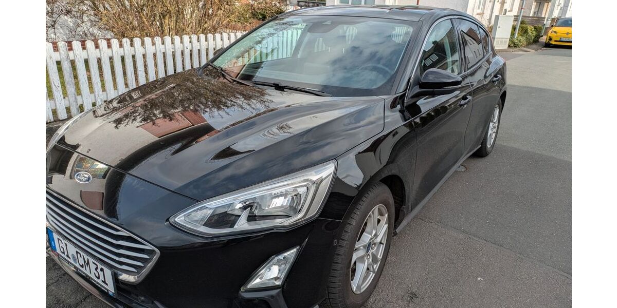 Ford Focus 85.000 km 9.900 &euro; Buseck 35418