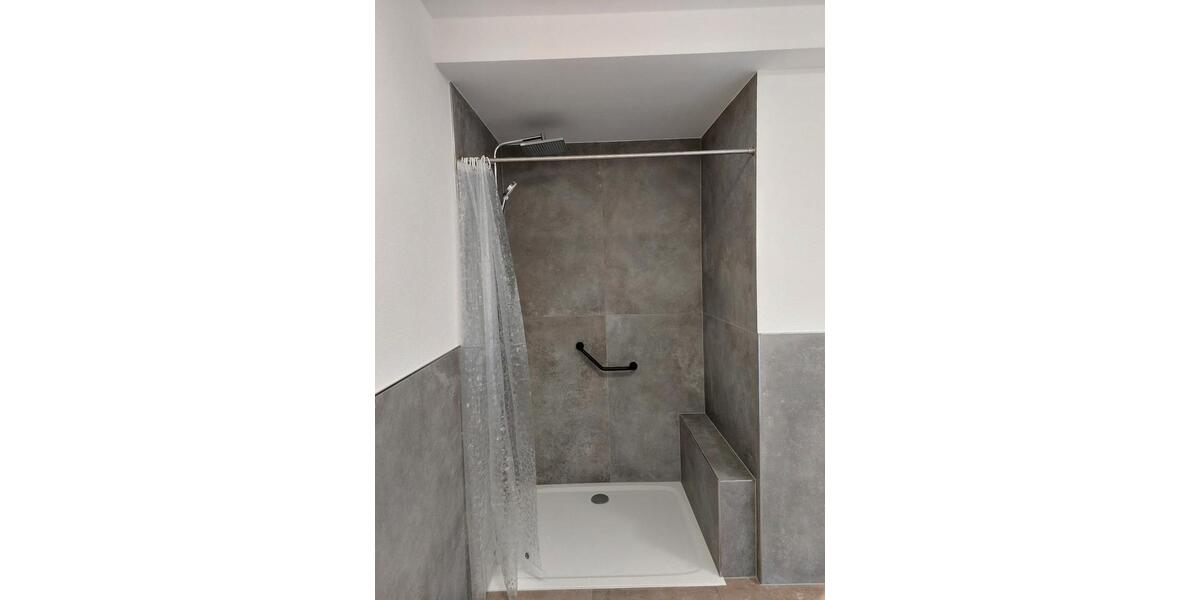 Erdgeschoßwohnung Leun - 2 Zimmer, 77 m&sup2;, 980&euro; | Angebot:25792451