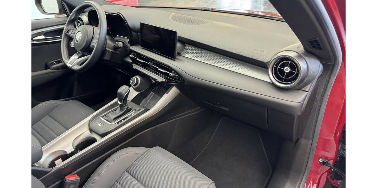 Alfa Romeo Tonale 1.6 VGT-D Sprint ACC Sitzheizung 12.300 km 22.850 &euro; Lich 35423