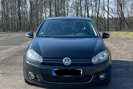 VW Golf 198.000 km 5.500 &euro; Mücke 35325