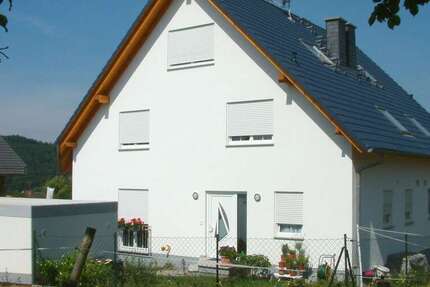 Haus Ober-Mörlen Mörlen - 6 Zimmer, 190 m&sup2;, 1.990&euro; | Angebot:26502023