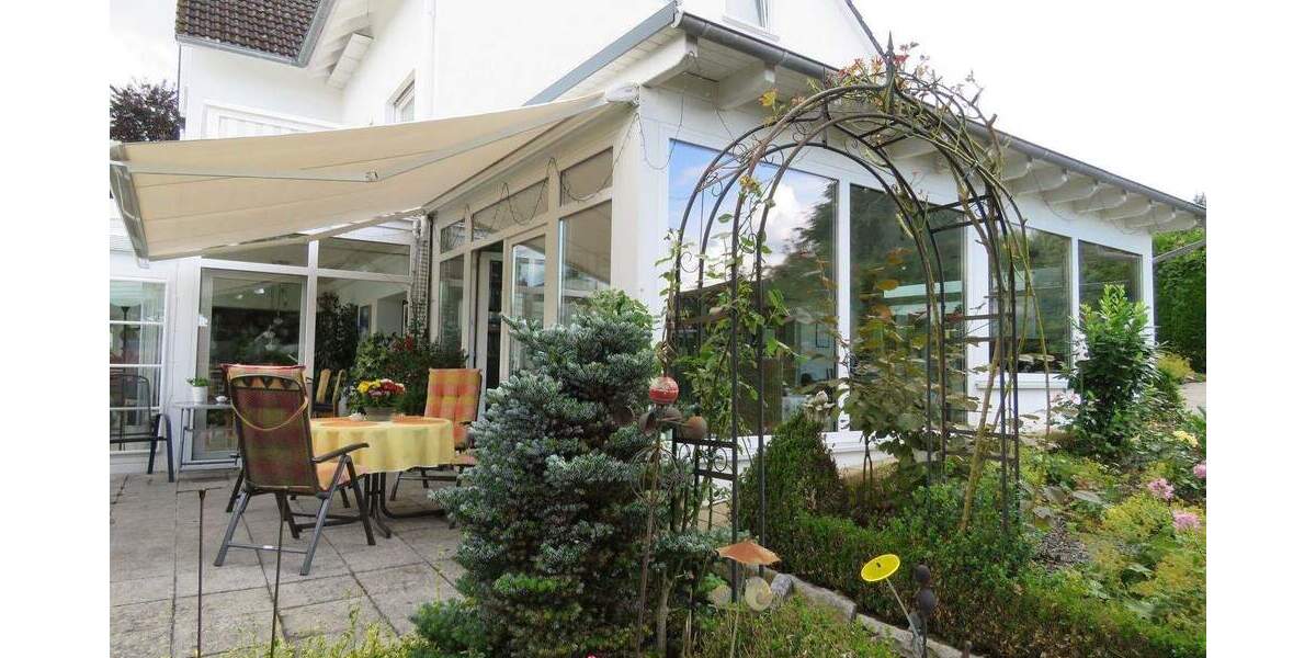 Mehrfamilienhaus, Wohnhaus Usingen Eschbach - 695.000&euro; | Angebot:25678424
