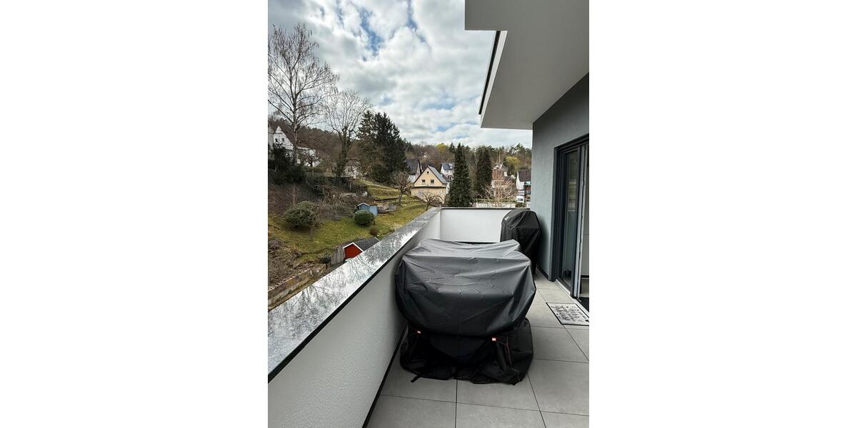 Dachgeschoßwohnung Solms - 2 Zimmer, 60 m&sup2;, 860&euro; | Angebot:25923520