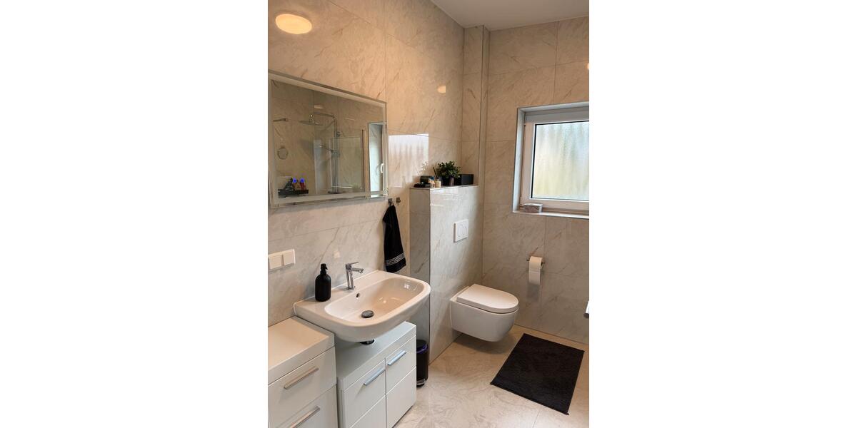 Dachgeschoßwohnung Solms - 2 Zimmer, 60 m&sup2;, 860&euro; | Angebot:25923520