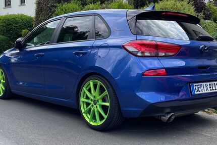 Hyundai i30 83.000 km 14.500 &euro; Ehringshausen 35630
