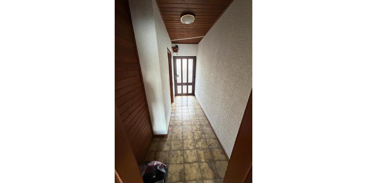 Reihenhaus Wetzlar Altenberger Straße - 8 Zimmer, 188 m&sup2;, 340.000&euro; | Angebot:26039509
