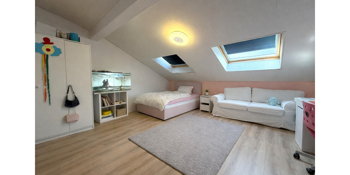 Reihenhaus Grävenwiesbach - 6 Zimmer, 199 m&sup2;, 399.999&euro; | Angebot:25137791