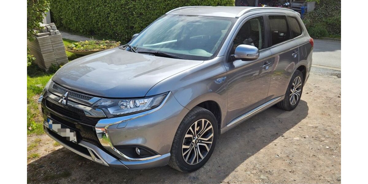 Mitsubishi Outlander 112.520 km 17.499 &euro; Wetzlar 35583