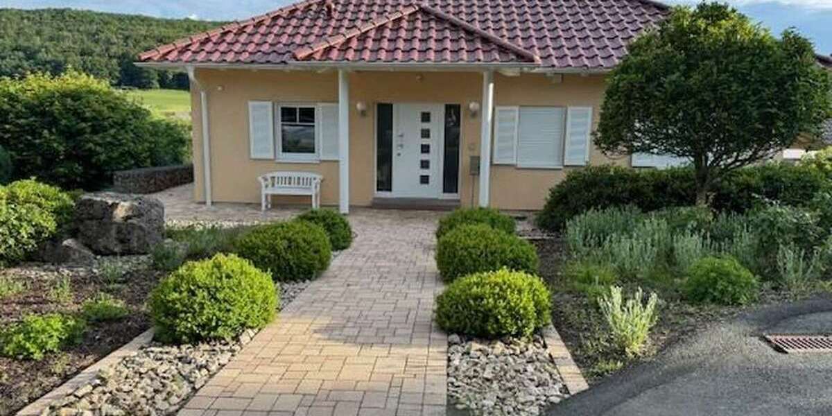 Einfamilienhaus Gladenbach nahe Marburg - 7 Zimmer, 175 m&sup2;, 585.000&euro; | Angebot:24618603