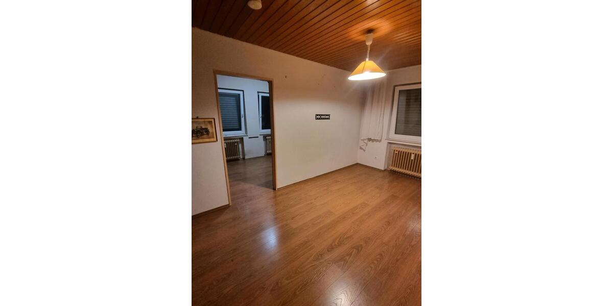 Etagenwohnung Gießen Wieseck - 1 Zimmer, 22 m&sup2;, 400&euro; | Angebot:25993287