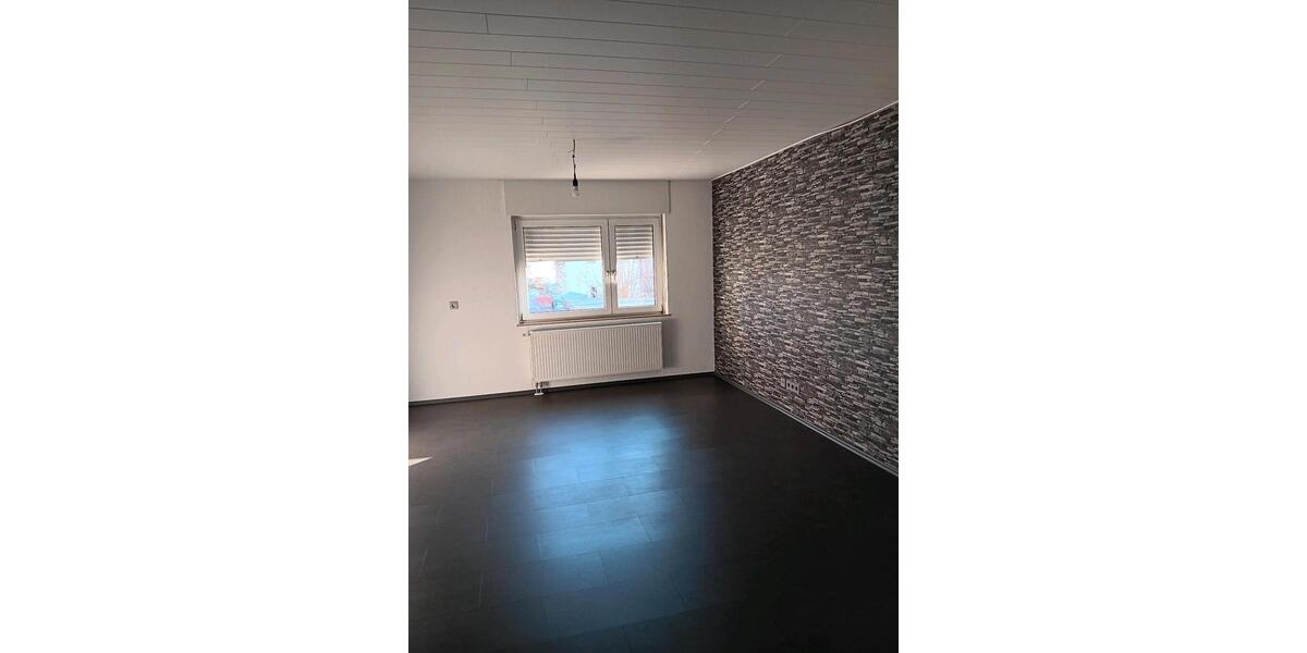 Einfamilienhaus Hüttenberg - 4 Zimmer, 140 m&sup2;, 400.000&euro; | Angebot:25640332