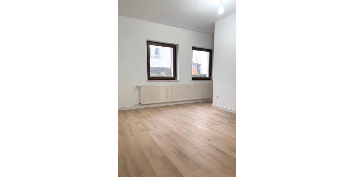 Erdgeschoßwohnung Amöneburg - 4 Zimmer, 126 m&sup2;, 1.650&euro; | Angebot:25101903