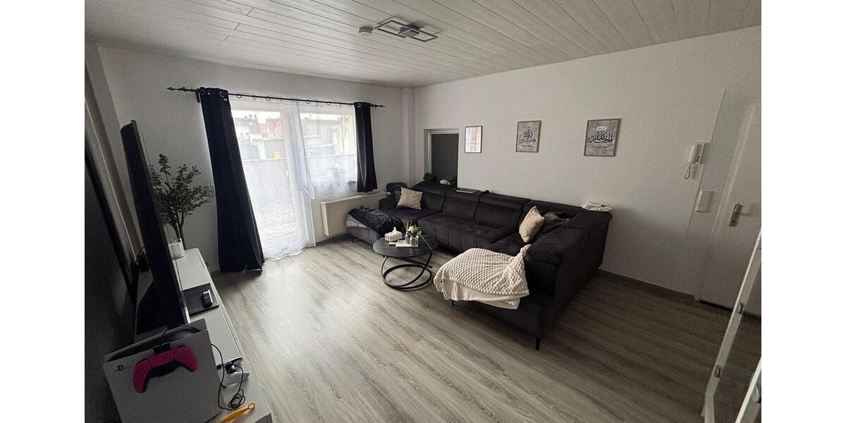 Etagenwohnung Biebertal - 6 Zimmer, 140 m&sup2;, 1.450&euro; | Angebot:25941698