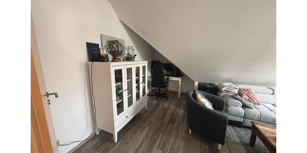 Dachgeschoßwohnung Buseck - 2 Zimmer, 66 m&sup2;, 750&euro; | Angebot:25843169