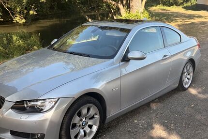 BMW 330 152.000 km 13.990 &euro; Nieder Gemünden 35329