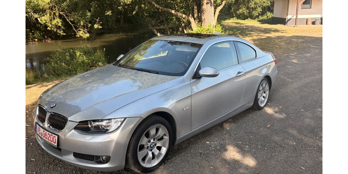 BMW 330 152.000 km 13.990 &euro; Nieder Gemünden 35329