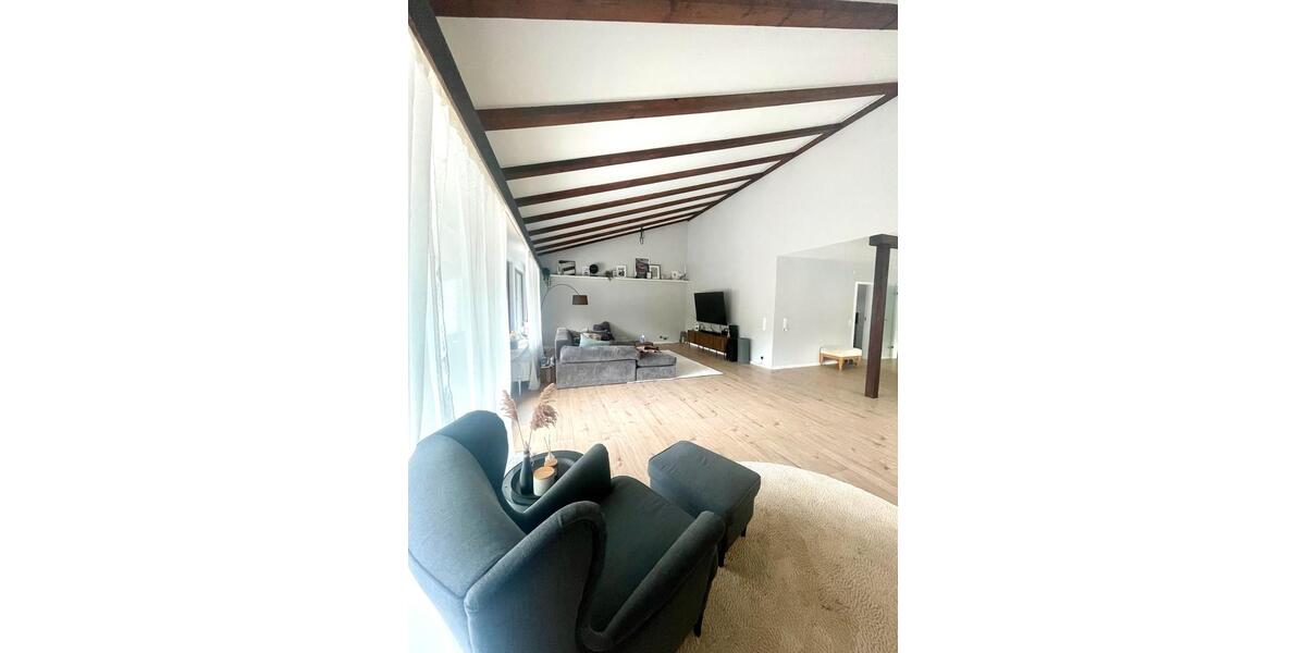 Einfamilienhaus Greifenstein - 17 Zimmer, 400 m&sup2;, 350.000&euro; | Angebot:25340391