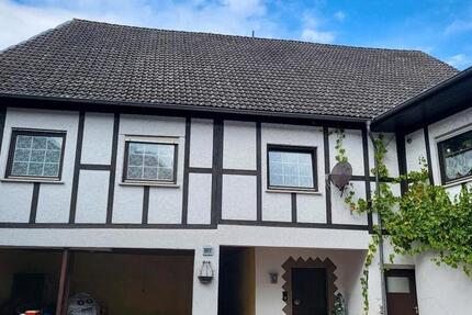 Haus Pohlheim - 5 Zimmer, 170 m&sup2;, 235.000&euro; | Angebot:27098019