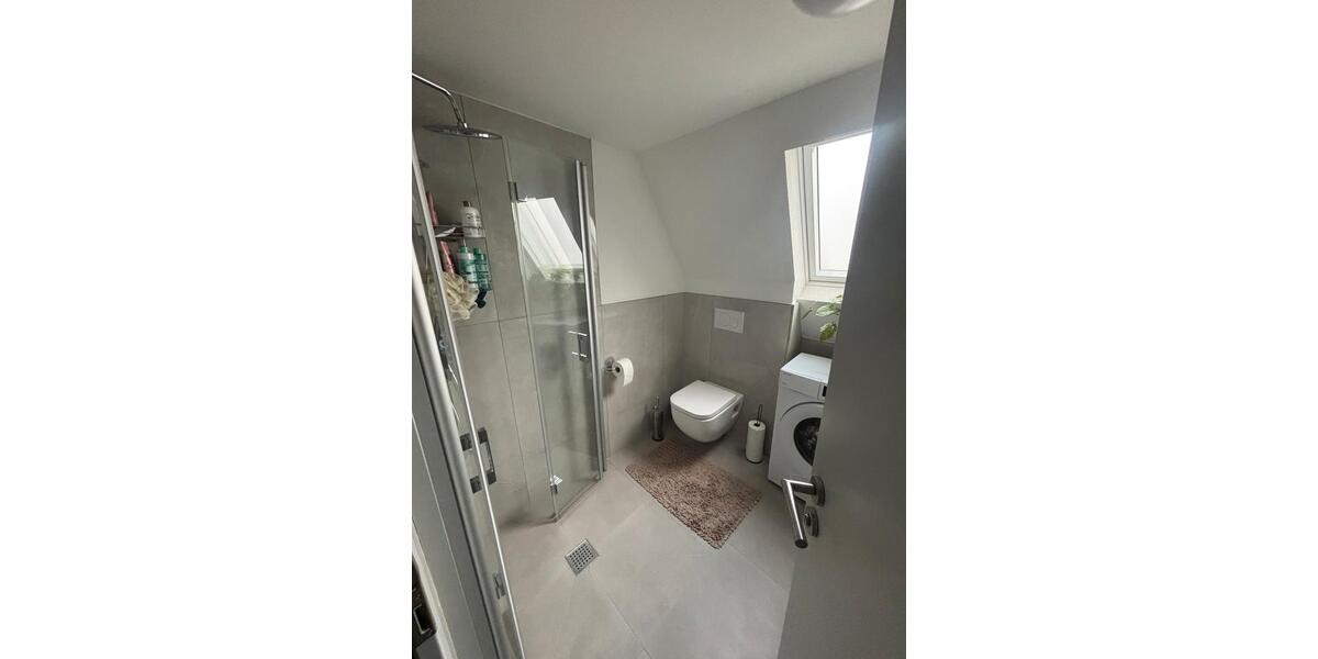 Dachgeschoßwohnung Gießen - 2 Zimmer, 60 m&sup2;, 950&euro; | Angebot:25233666