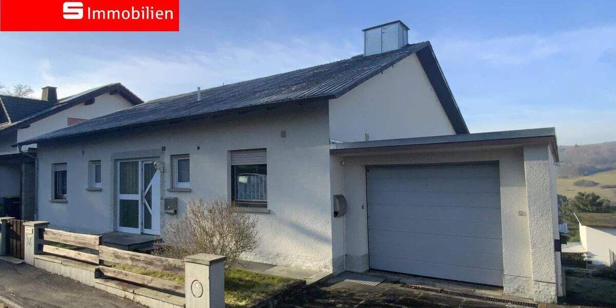 Einfamilienhaus Waldsolms Kraftsolms - 5 Zimmer, 190 m&sup2;, 229.000&euro; | Angebot:25835053