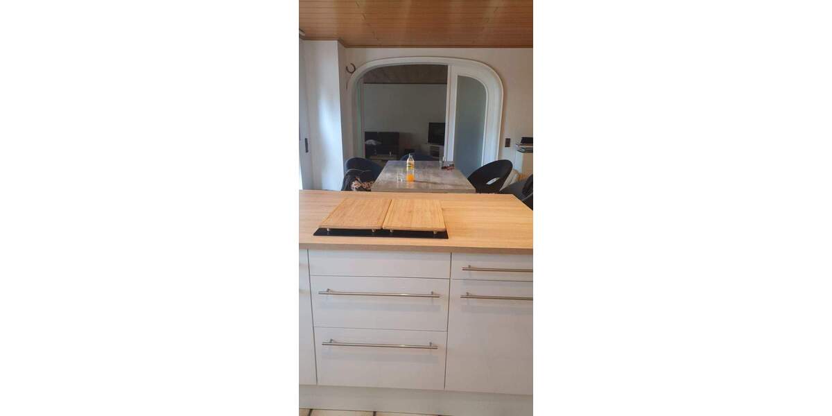 Etagenwohnung Lich Eberstadt - 5 Zimmer, 186 m&sup2;, 330.000&euro; | Angebot:25660474