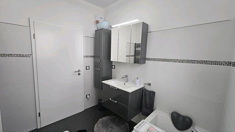 Einfamilienhaus Lich - 5 Zimmer, 150 m&sup2;, 350.000&euro; | Angebot:25286994