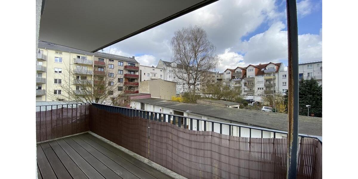 Etagenwohnung Gießen - 3 Zimmer, 90 m&sup2;, 1.050&euro; | Angebot:25964594