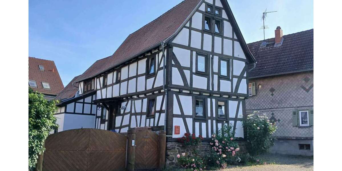 Einfamilienhaus Reichelsheim - 10 Zimmer, 333 m&sup2;, 729.000&euro; | Angebot:26695866