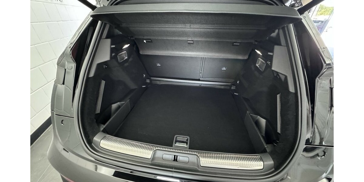 DS Automobiles DS7 Crossback 300 4x4 Performance Line+ Panodach 35.300 km 26.320 &euro; Lich 35423