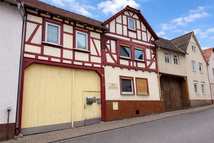 Haus Langgöns - 8 Zimmer, 180 m&sup2;, 229.000&euro; | Angebot:26021406