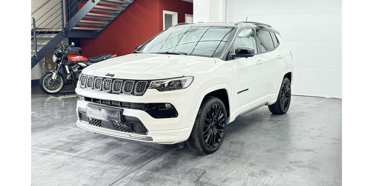Jeep Compass S Plug-IN Hybrid 4WD 1.Hand Anhängerkplg 61.880 km 25.320 &euro; Lich 35423
