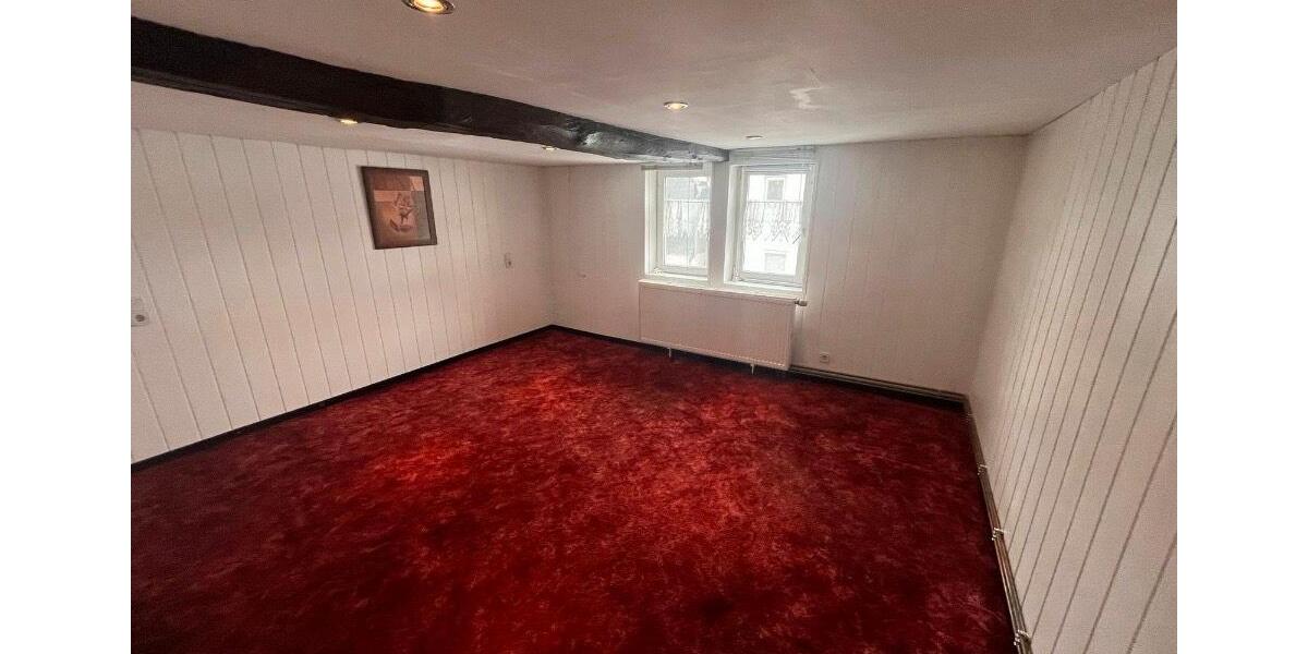 Einfamilienhaus Wölfersheim - 5 Zimmer, 110 m&sup2;, 199.000&euro; | Angebot:25999622