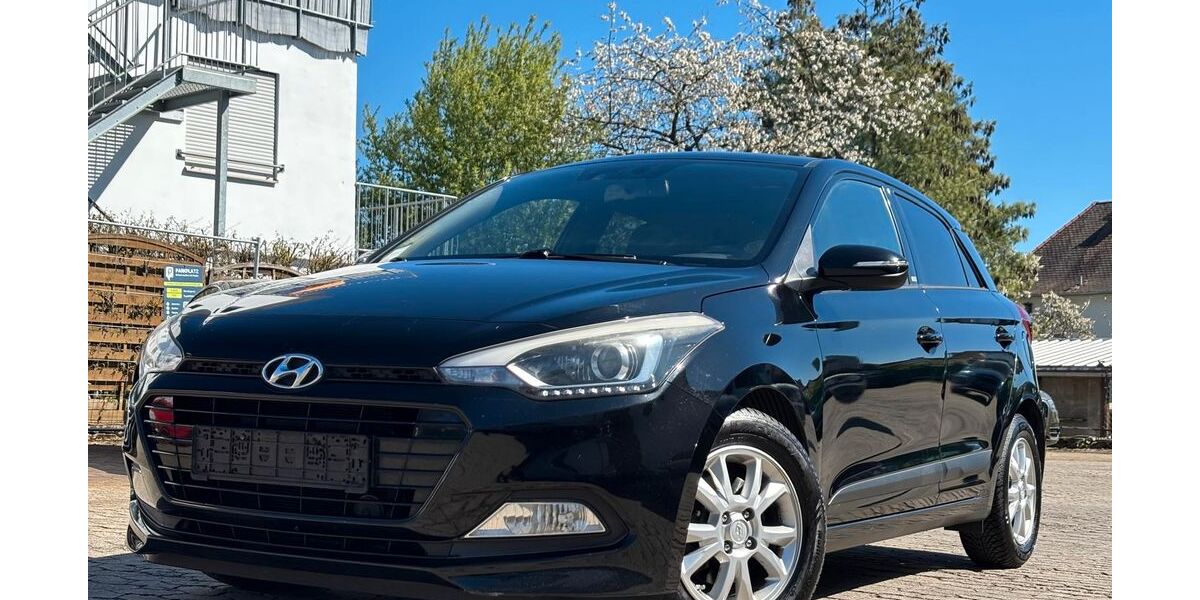 Hyundai i20 176.500 km 5.890 &euro; Gießen 35396