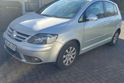 VW Golf Plus 68.900 km 9.250 &euro; Braunfels 35619