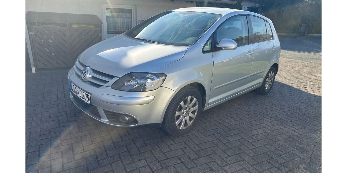 VW Golf Plus 68.900 km 9.250 &euro; Braunfels 35619