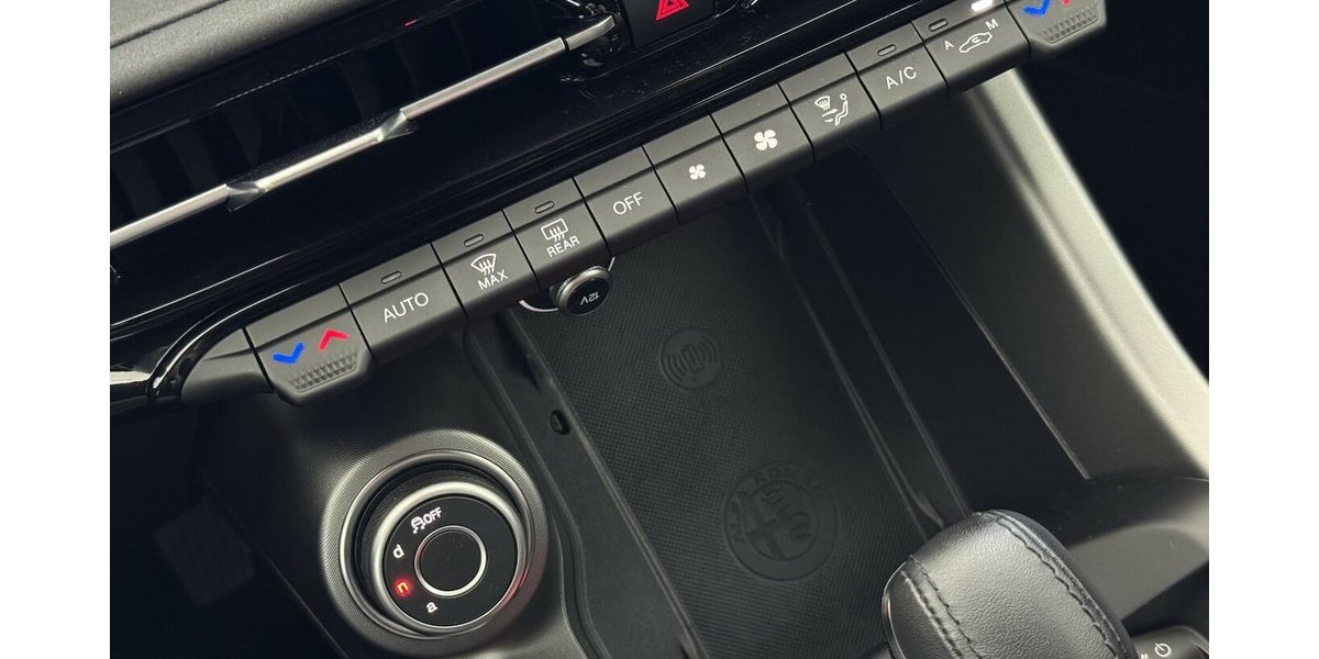 Alfa Romeo Tonale 1.6 VGT-D Sprint ACC Sitzheizung 8.880 km 23.285 &euro; Lich 35423