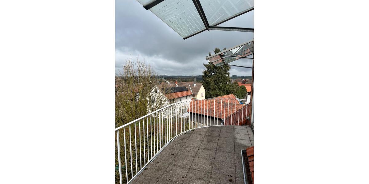 Dachgeschoßwohnung Mücke - 4 Zimmer, 75 m&sup2;, 840&euro; | Angebot:25656942