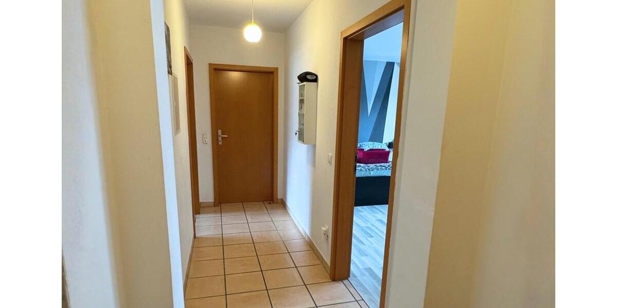 Etagenwohnung Hohenahr - 4 Zimmer, 140 m&sup2;, 1.000&euro; | Angebot:25235004