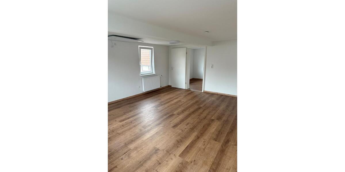 Einfamilienhaus Grünberg - 5 Zimmer, 136 m&sup2;, 195.000&euro; | Angebot:25901387