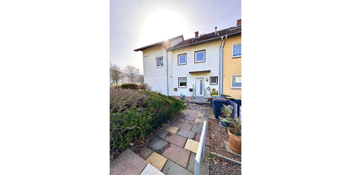 Reihenhaus Wetzlar - 7 Zimmer, 160 m&sup2;, 449.000&euro; | Angebot:26442306
