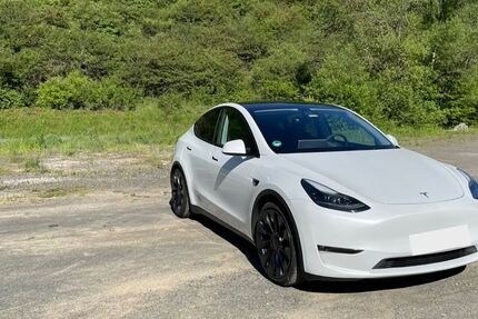 Tesla Model Y 82.000 km 35.800 &euro; Herborn 35745