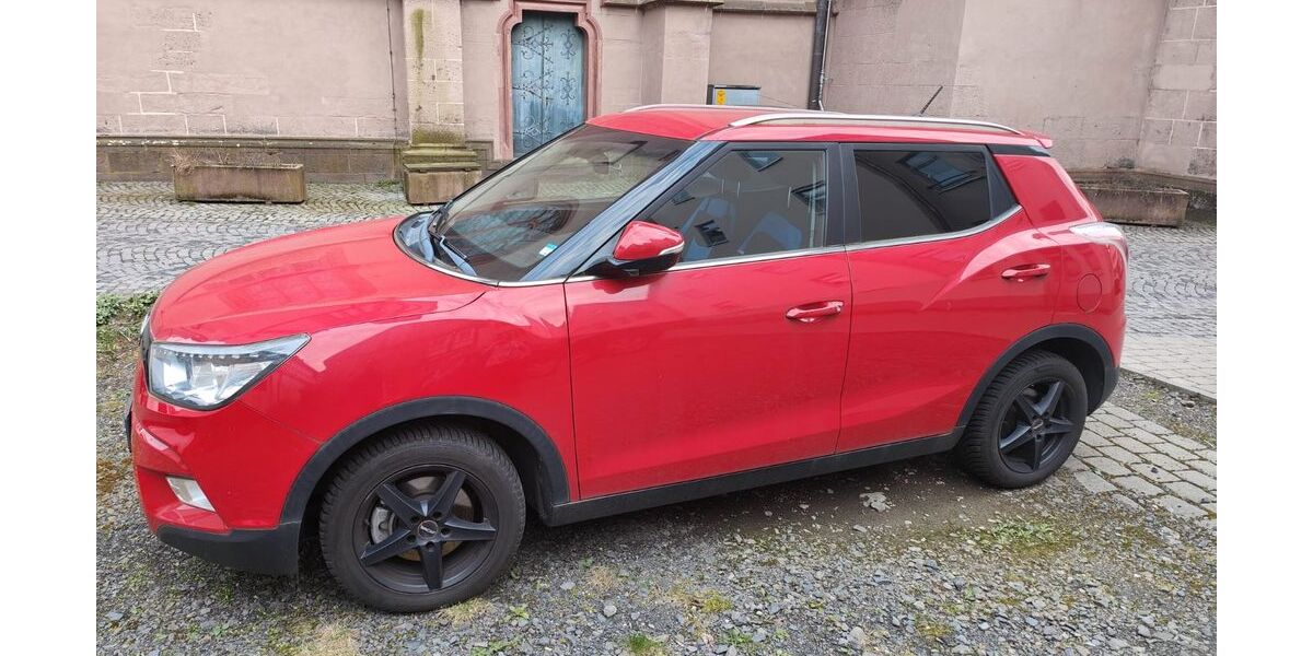 SsangYong Tivoli 53.650 km 6.700 &euro; Echzell 61209