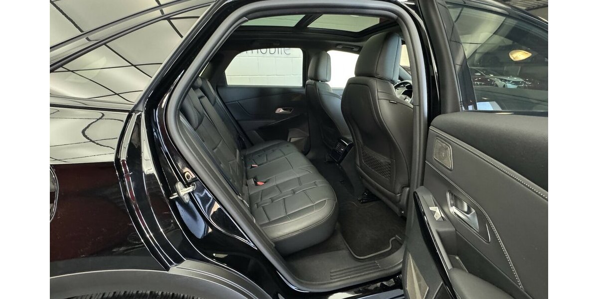 DS Automobiles DS7 Blue HDI 130 Étoile LED Nachtsicht Pano 32.400 km 29.170 &euro; Lich 35423