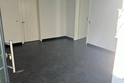 Wohnung Gießen Wieseck - 2 Zimmer, 55 m&sup2;, 900&euro; | Angebot:25977125