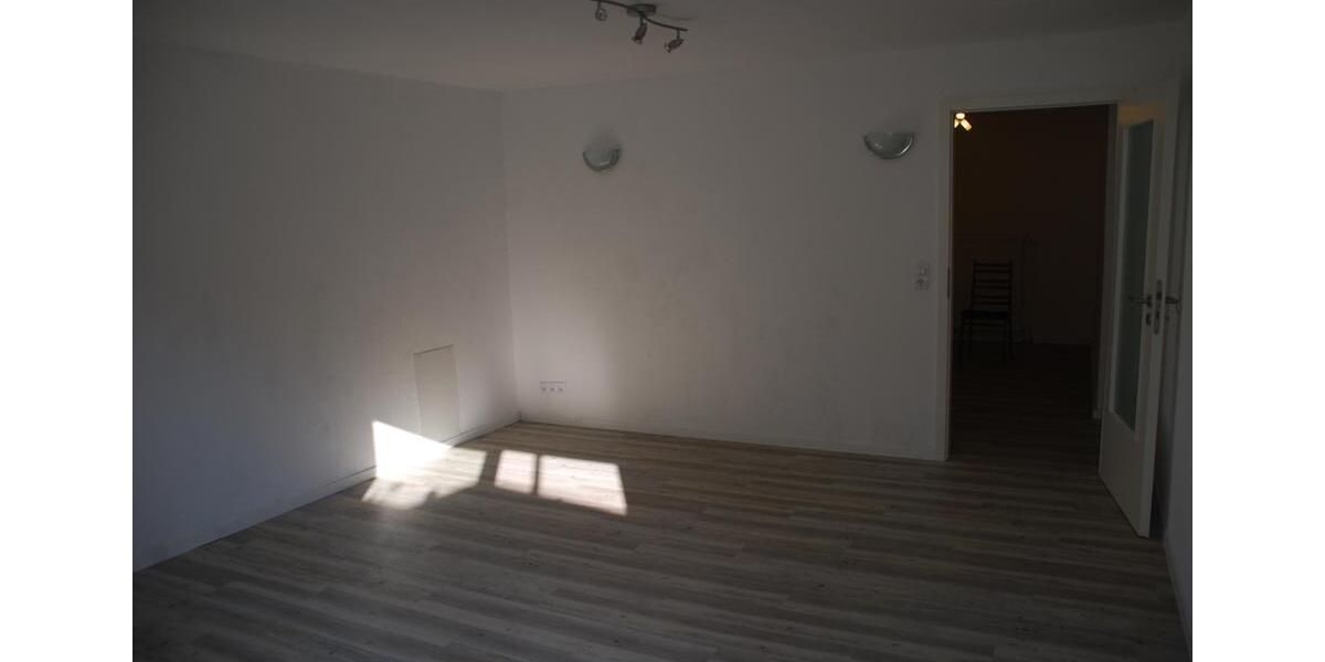 Etagenwohnung Marburg Cappel - 2 Zimmer, 70 m&sup2;, 650&euro; | Angebot:26504241