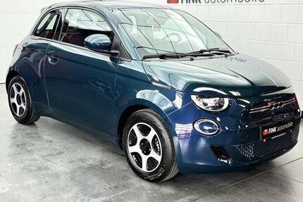 Fiat 500e Action 1. Hand Carplay 12.500 km 14.220 &euro; Lich 35423
