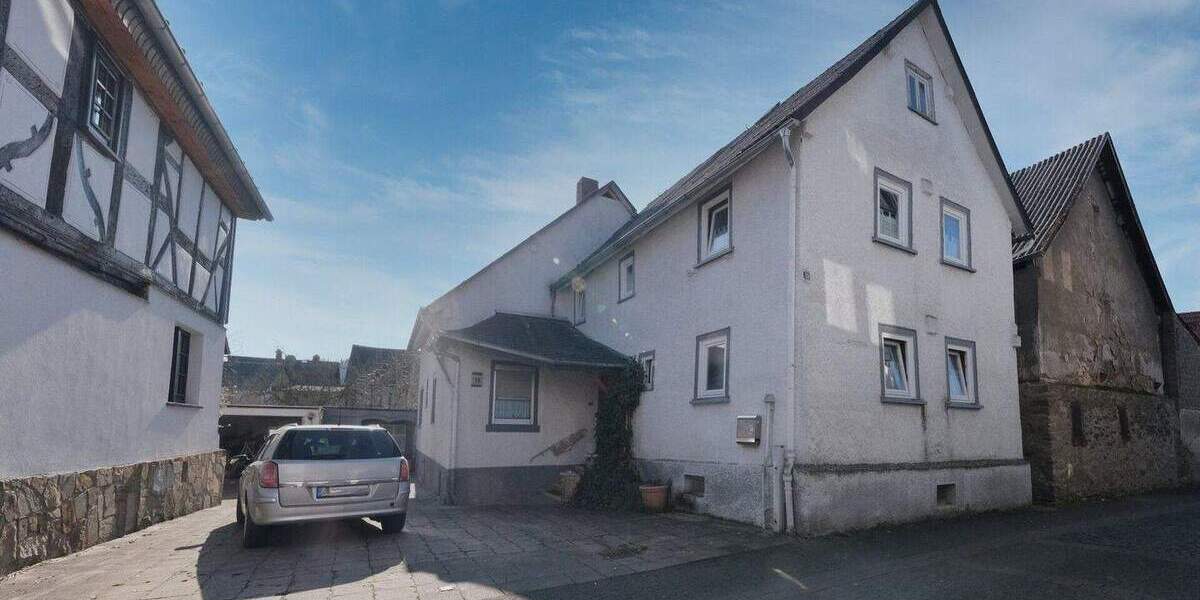 Mehrfamilienhaus, Wohnhaus Aßlar - 8 Zimmer, 186 m&sup2;, 219.000&euro; | Angebot:25697034